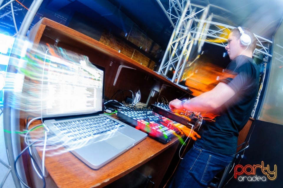 Bass Cocktail, Juice