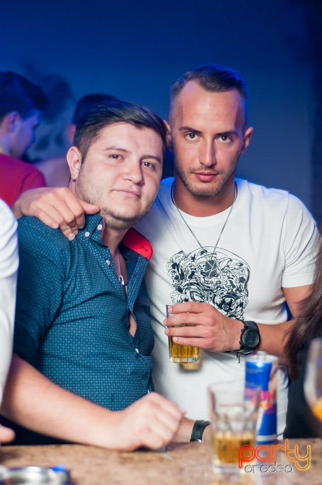 Because I'm Happy, The Lounge