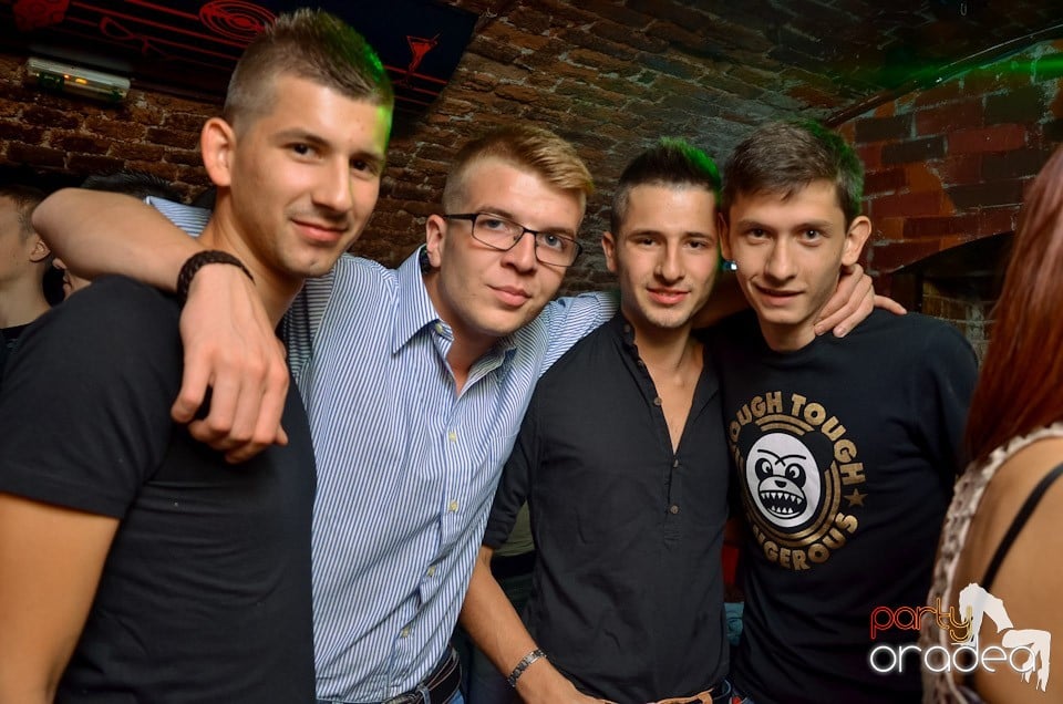 Beer Night Party în Club Escape, 