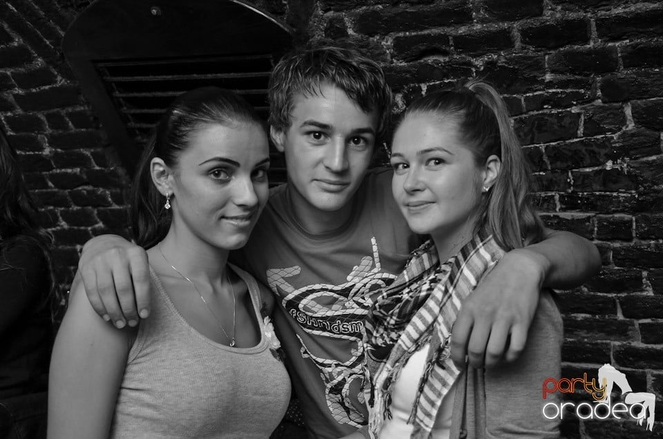 Beer Night Party în Club Escape, 