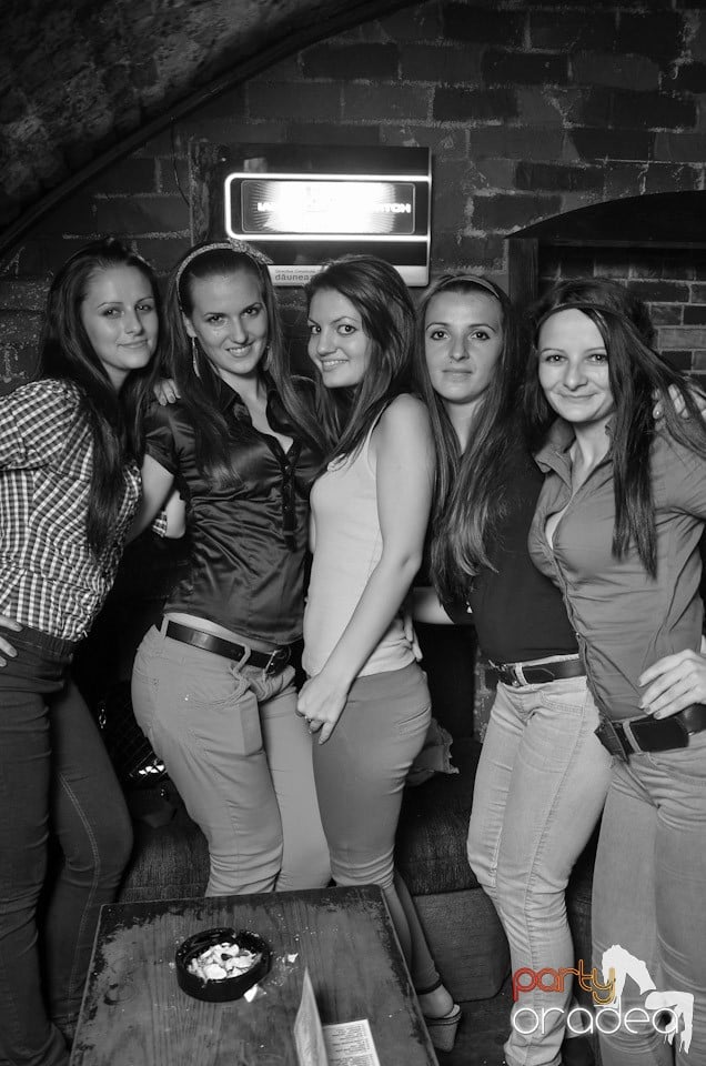 Beer Night Party în Club Escape, 