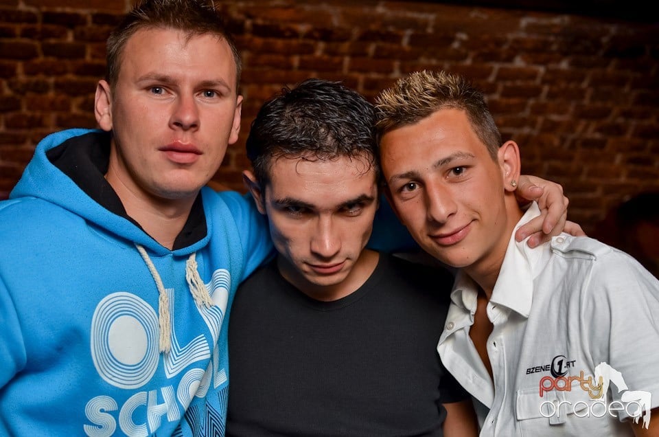 Beer Night Party în Club Escape, 