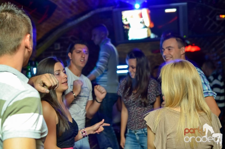 Beer Night Party în Club Escape, 