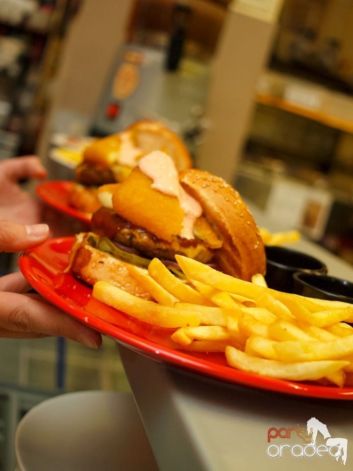 Birthday Party în Lactobar, 