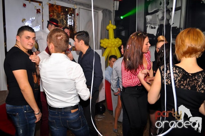 Birthday Party în Lounge, The Lounge