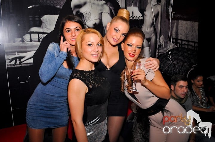 Birthday Party în Lounge, The Lounge