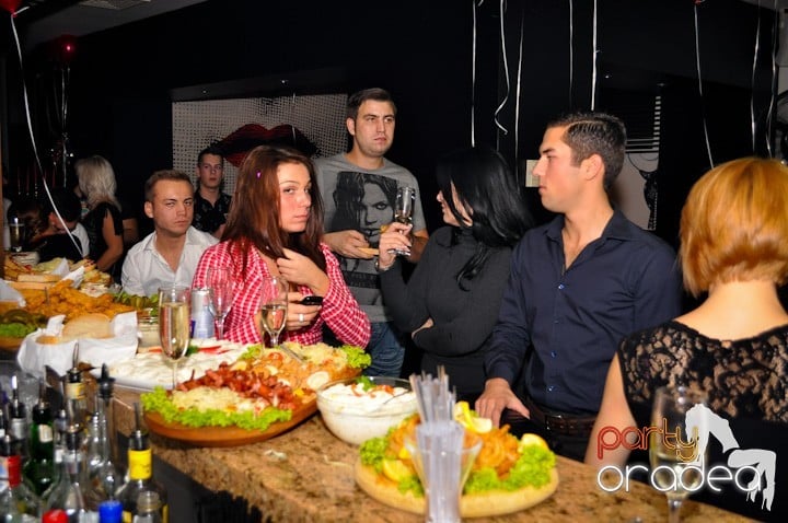 Birthday Party în Lounge, The Lounge