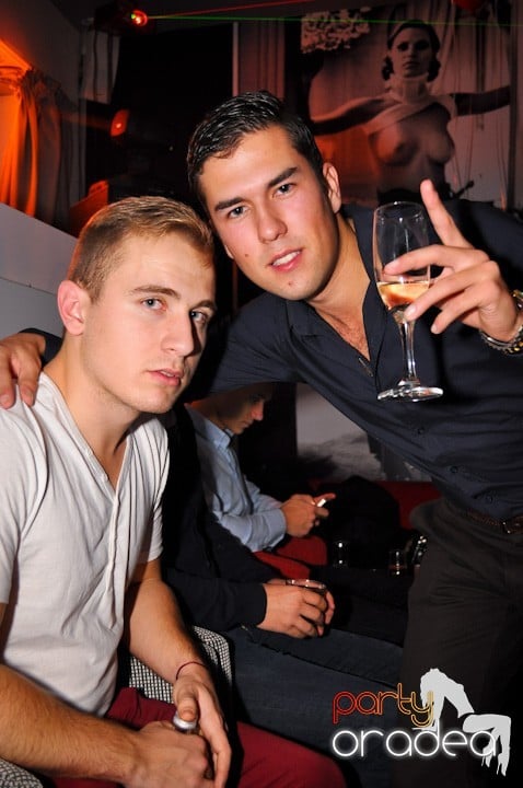 Birthday Party în Lounge, The Lounge