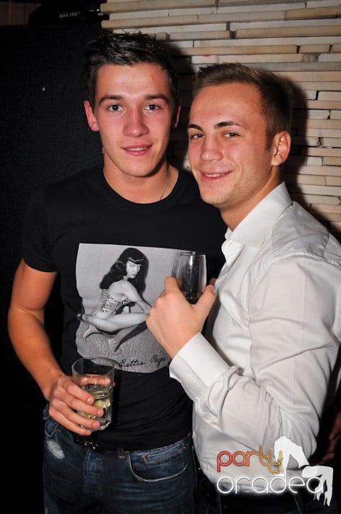 Birthday Party în Lounge, The Lounge