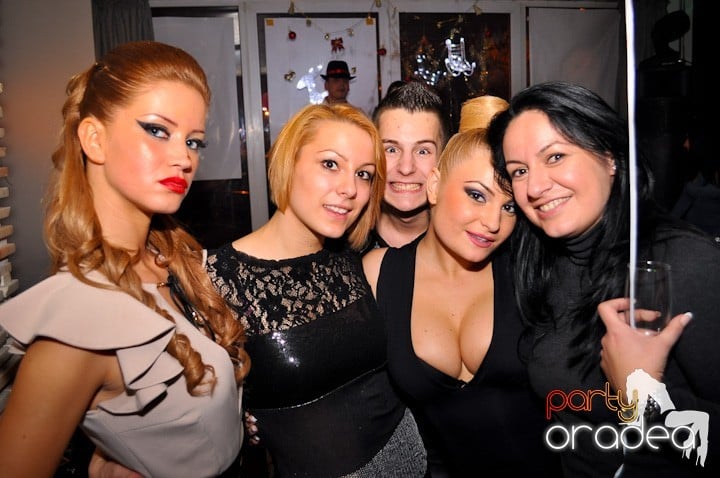 Birthday Party în Lounge, The Lounge