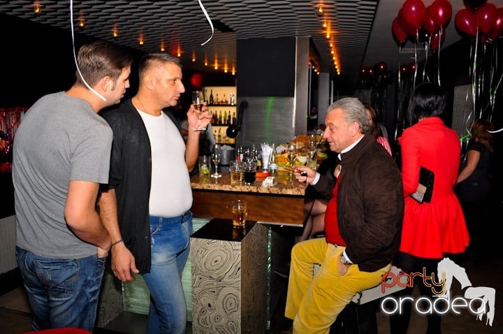 Birthday Party în Lounge, The Lounge