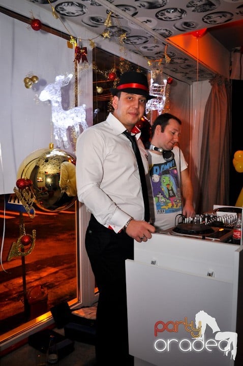 Birthday Party în Lounge, The Lounge