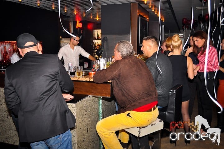 Birthday Party în Lounge, The Lounge