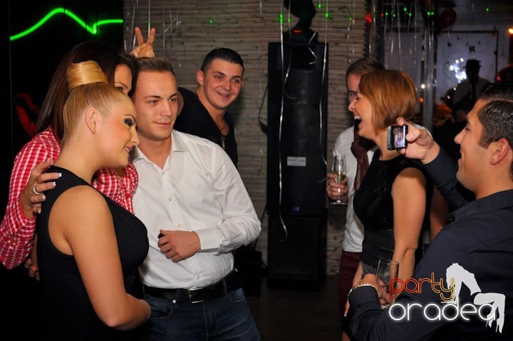 Birthday Party în Lounge, The Lounge