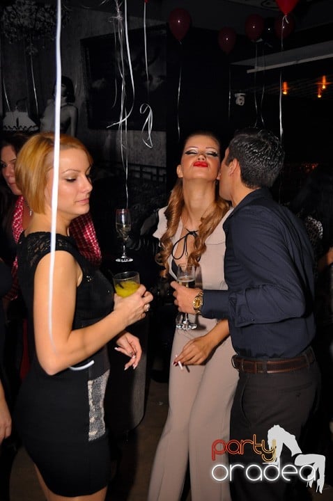 Birthday Party în Lounge, The Lounge