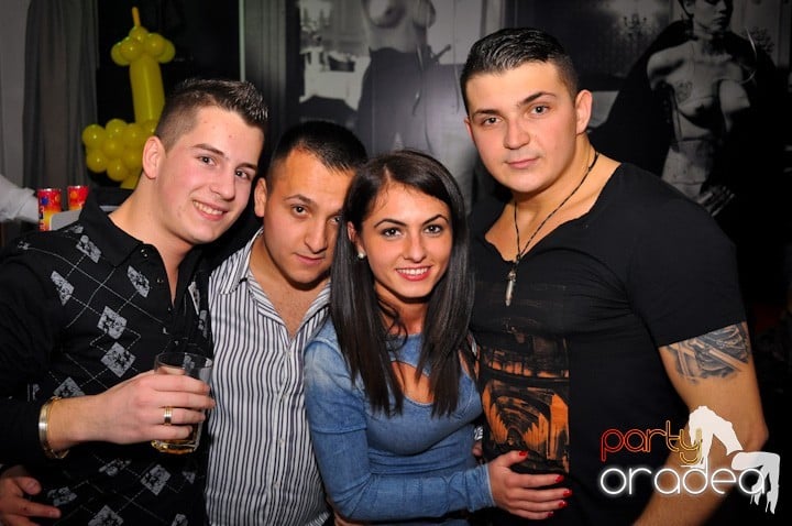 Birthday Party în Lounge, The Lounge