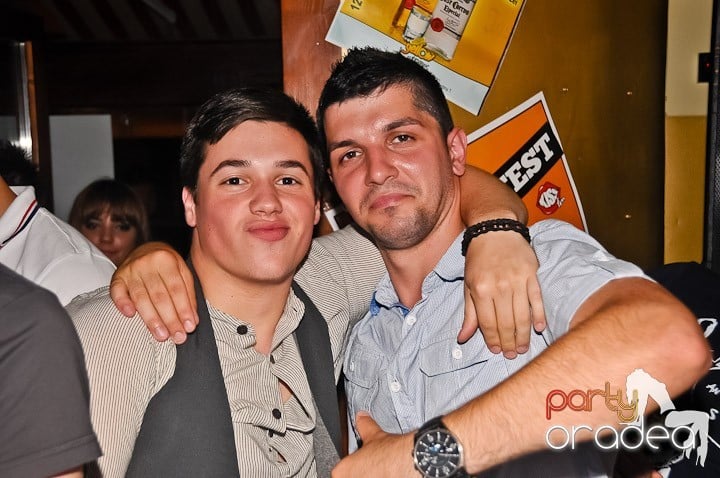 Birthday Party în Yellow Submarine, 