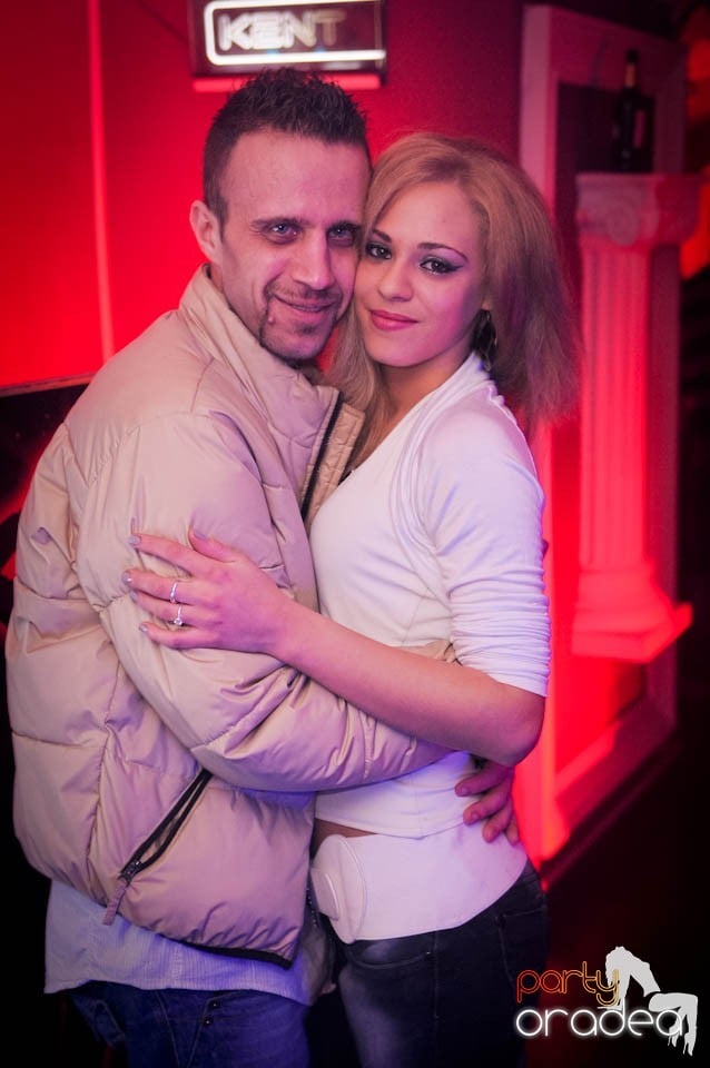 Black & White Party în Atti's, 