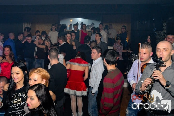 Blaga de la Oradea şi Speedy Band în Club Life, 