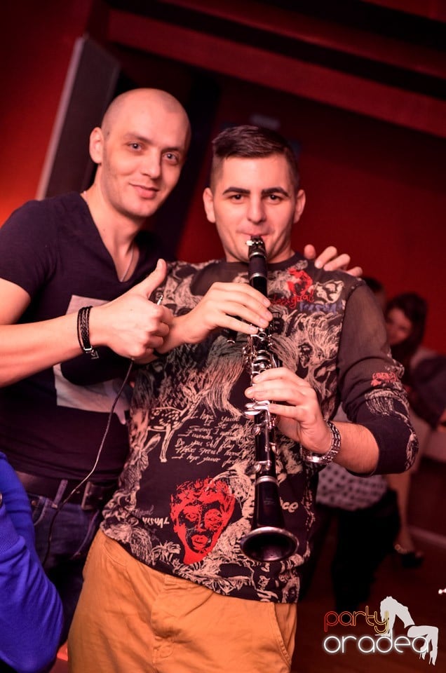 Blaga şi Speedy Band în Club Life, 