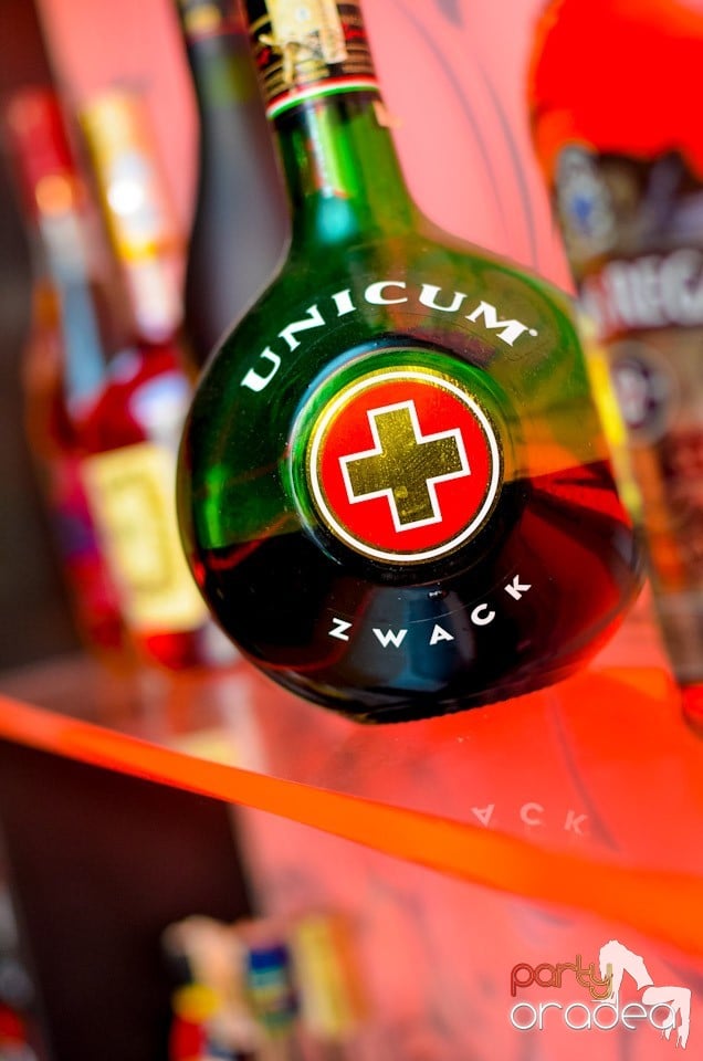 Blaga şi Speedy Band în Club Life, 