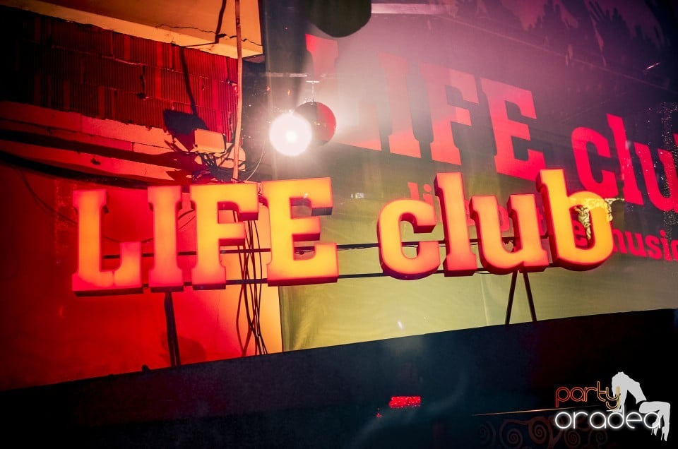 Blaga si Speedy in club Life, 