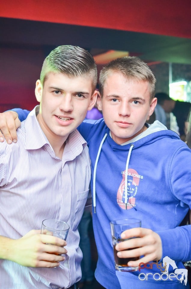 Blaga si Speedy in club Life, 