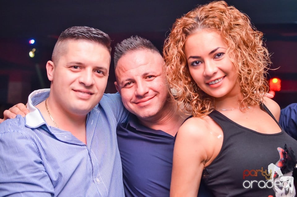 Blaga si Speedy in club Life, 