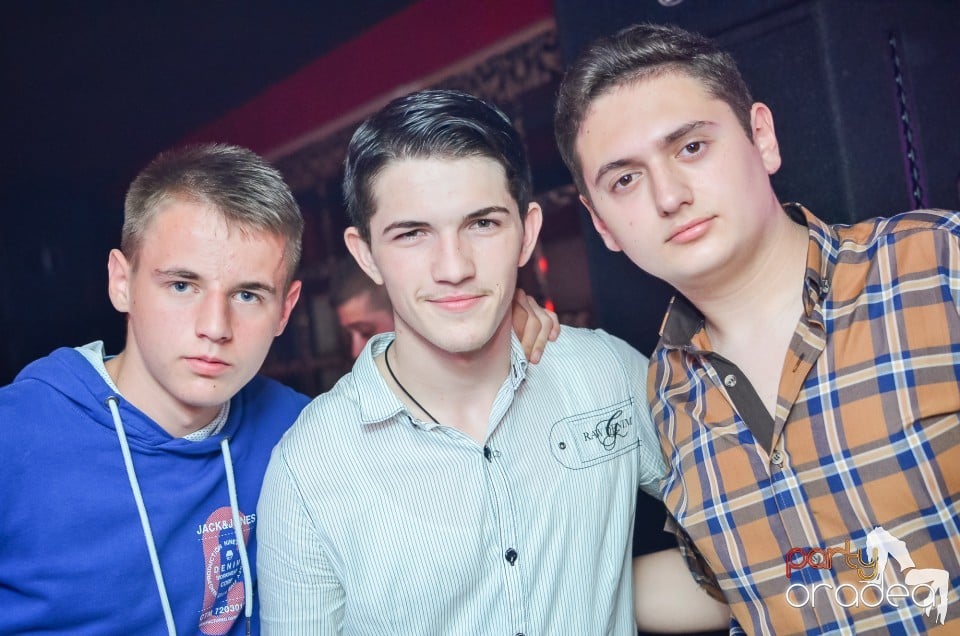 Blaga si Speedy in club Life, 