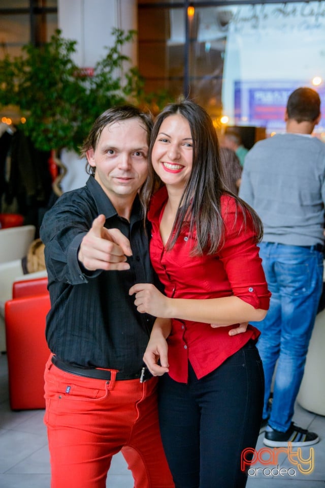 Blondy's Art Café - Karaoke, 