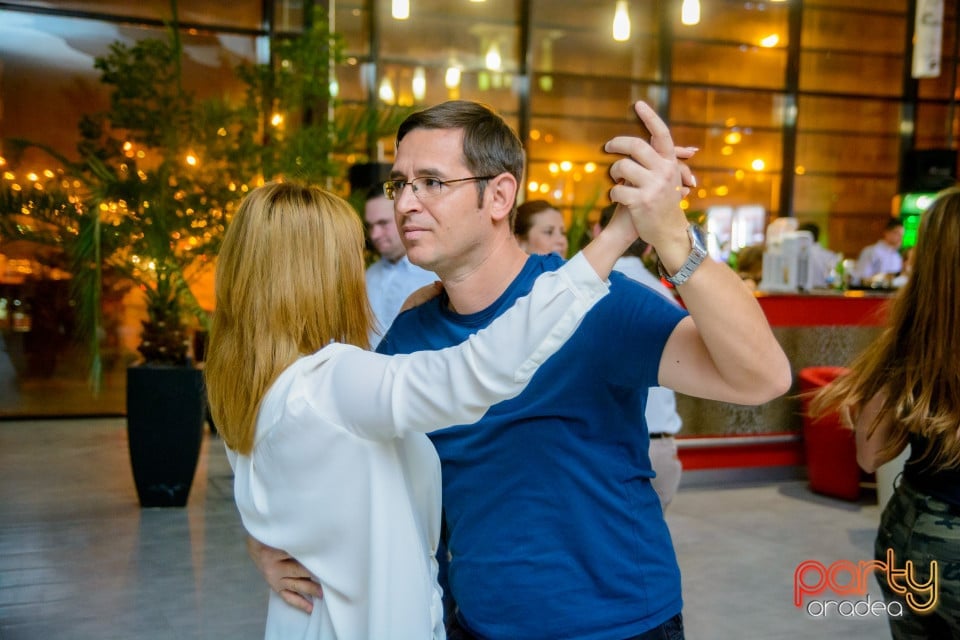 Blondy's Art Café - Karaoke, 