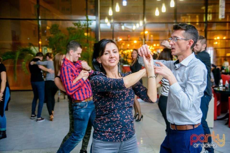 Blondy's Art Café - Karaoke, 