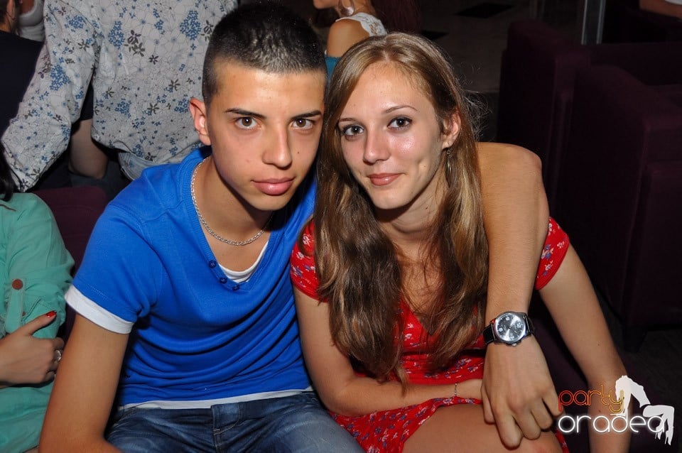 Blondy's Karaoke Party, 