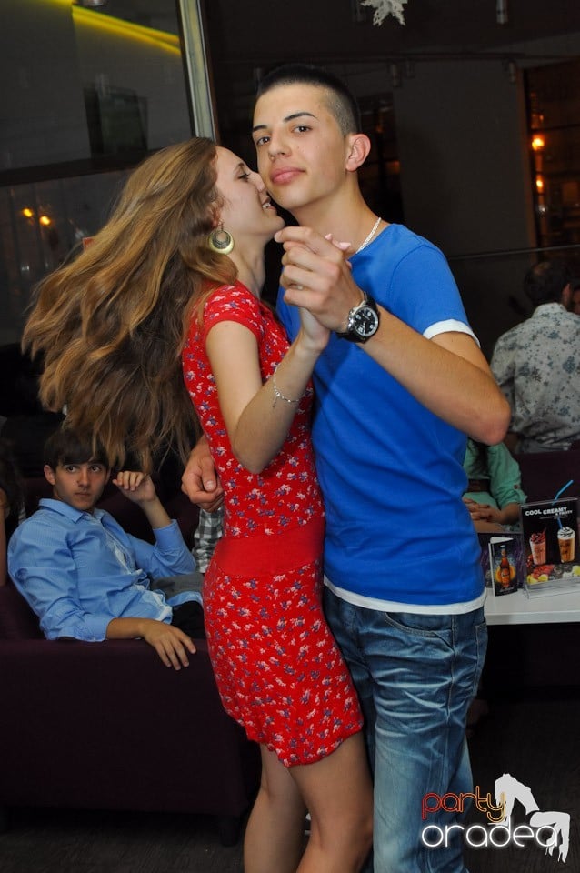 Blondy's Karaoke Party, 