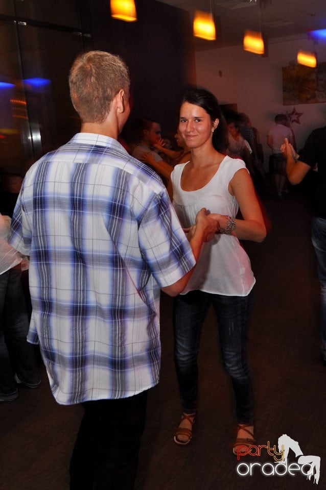 Blondy's - Seară de dans, 