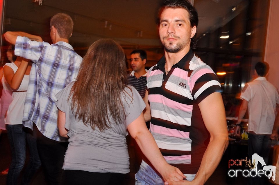 Blondy's - Seară de dans, 