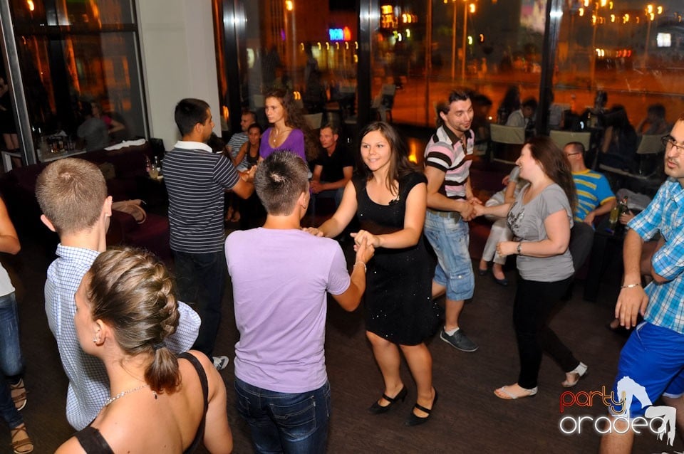 Blondy's - Seară de dans, 