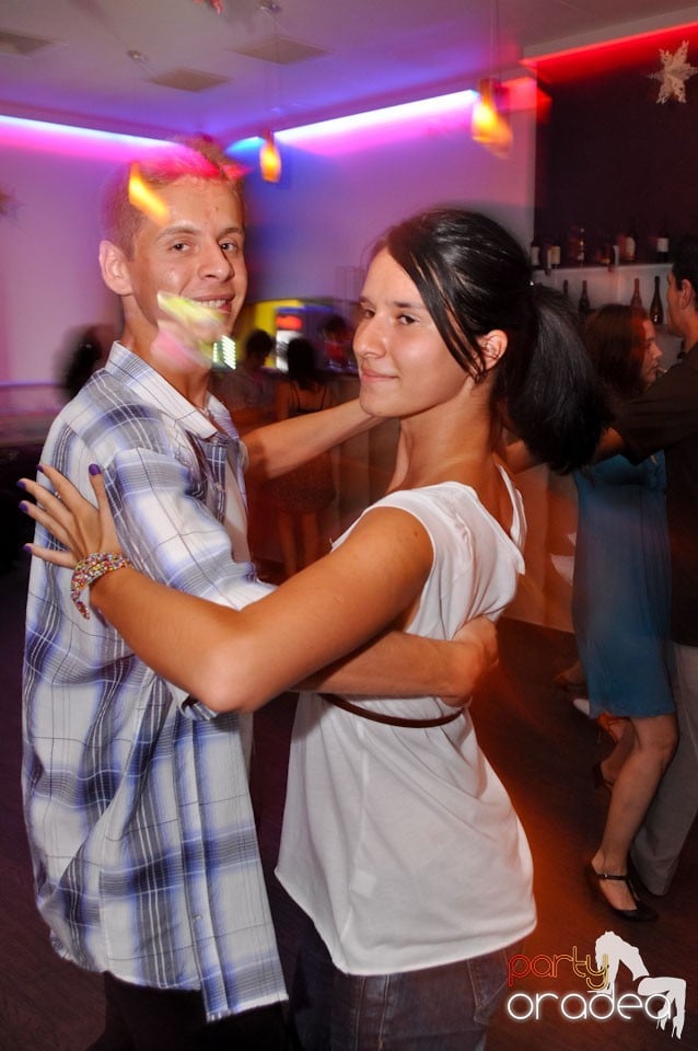 Blondy's - Seară de dans, 