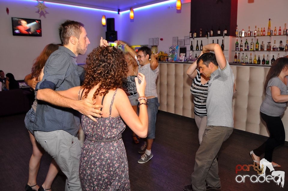 Blondy's - Seară de dans, 