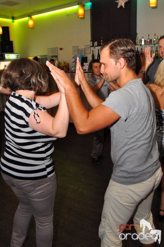 Blondy's - Seară de dans, 