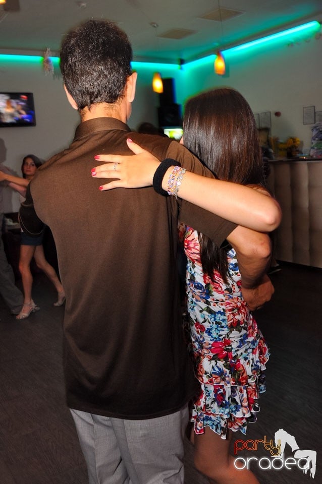 Blondy's - Seară de dans, 