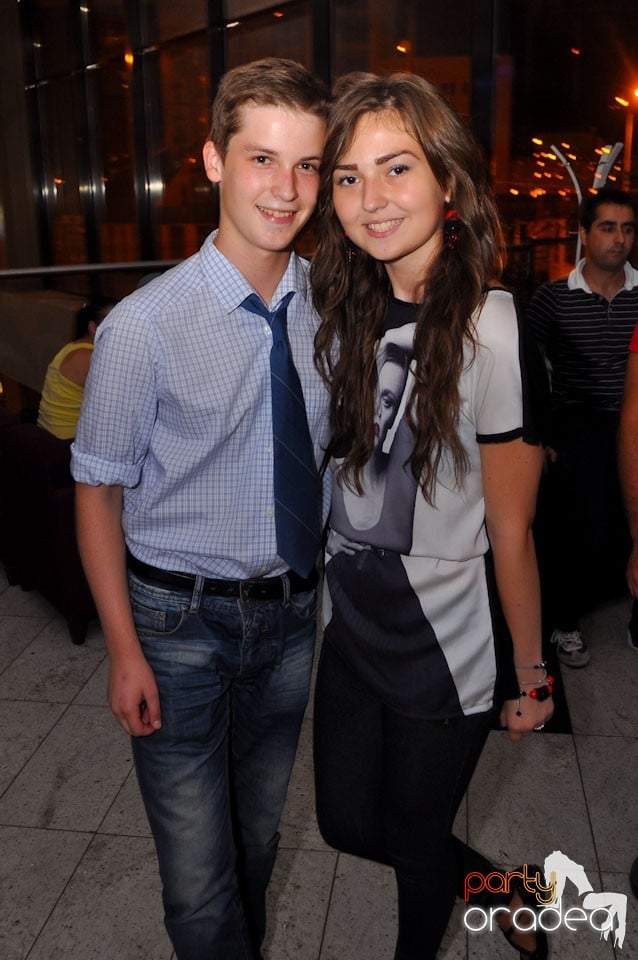 Blondy's - Seară de dans, 