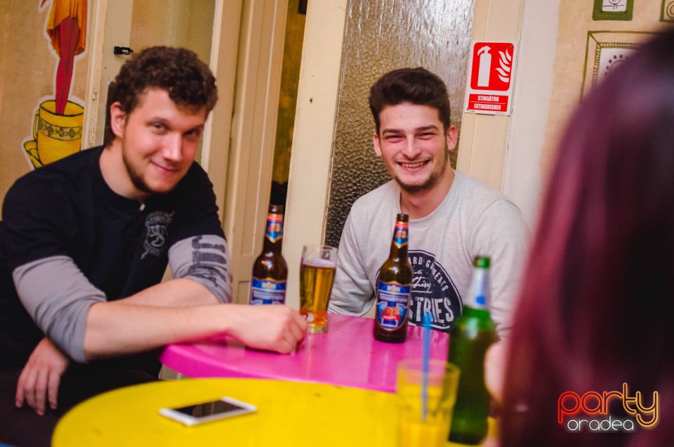 Friday Night Party in Bodega, Bodega