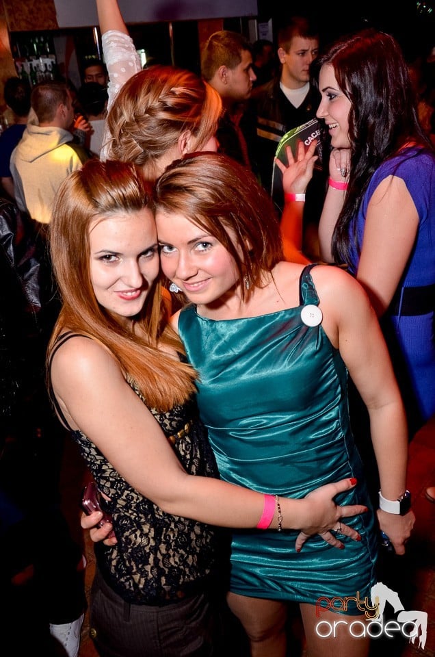 Bomba Party în Disco Faház, 