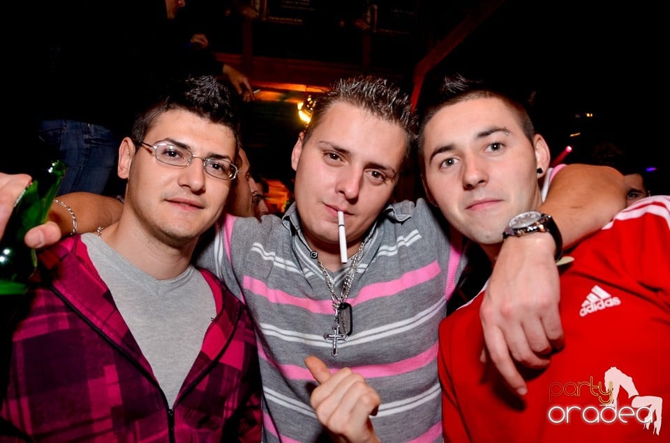 Bomba Party în Disco Faház, 