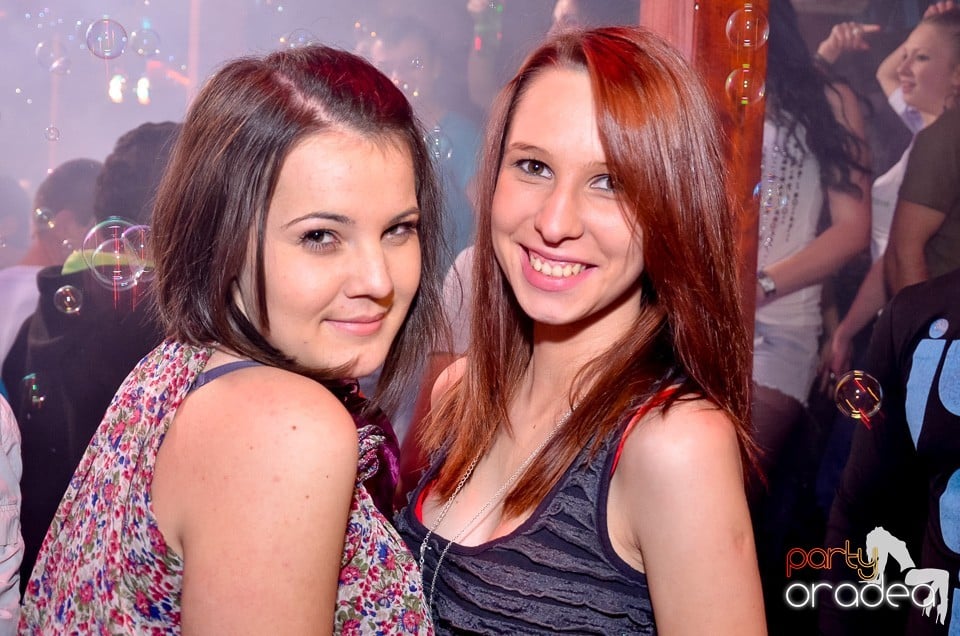 Bomba Party în Disco Faház, 