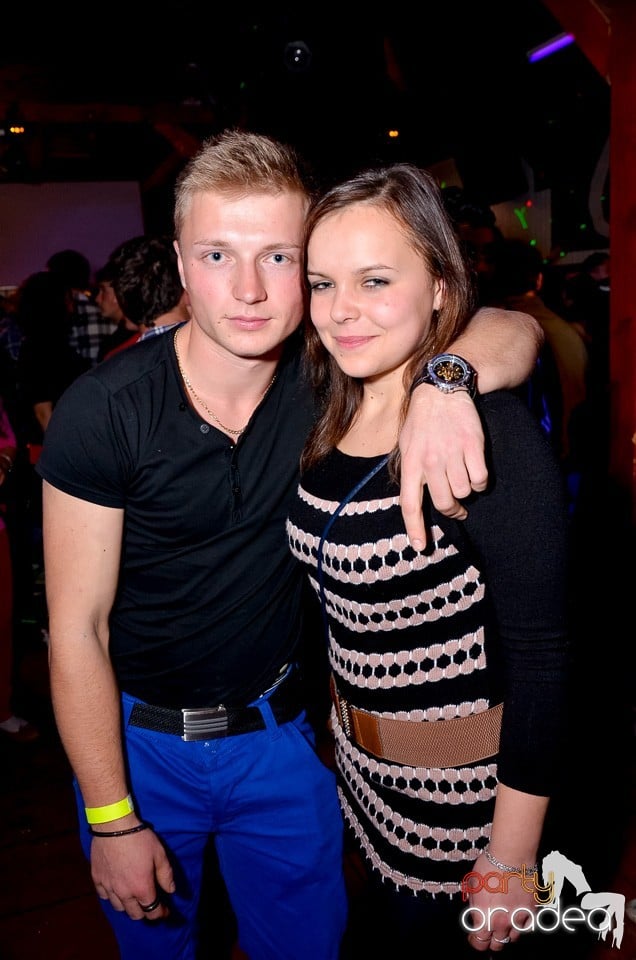 Bomba Party în Disco Faház, 