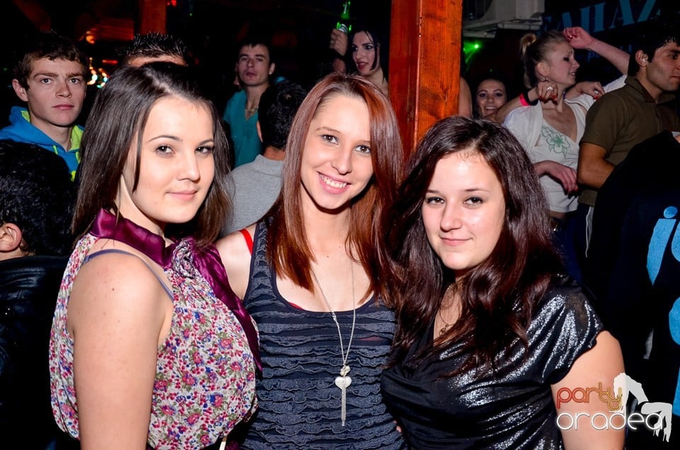 Bomba Party în Disco Faház, 