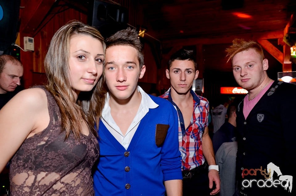 Bomba Party în Disco Faház, 