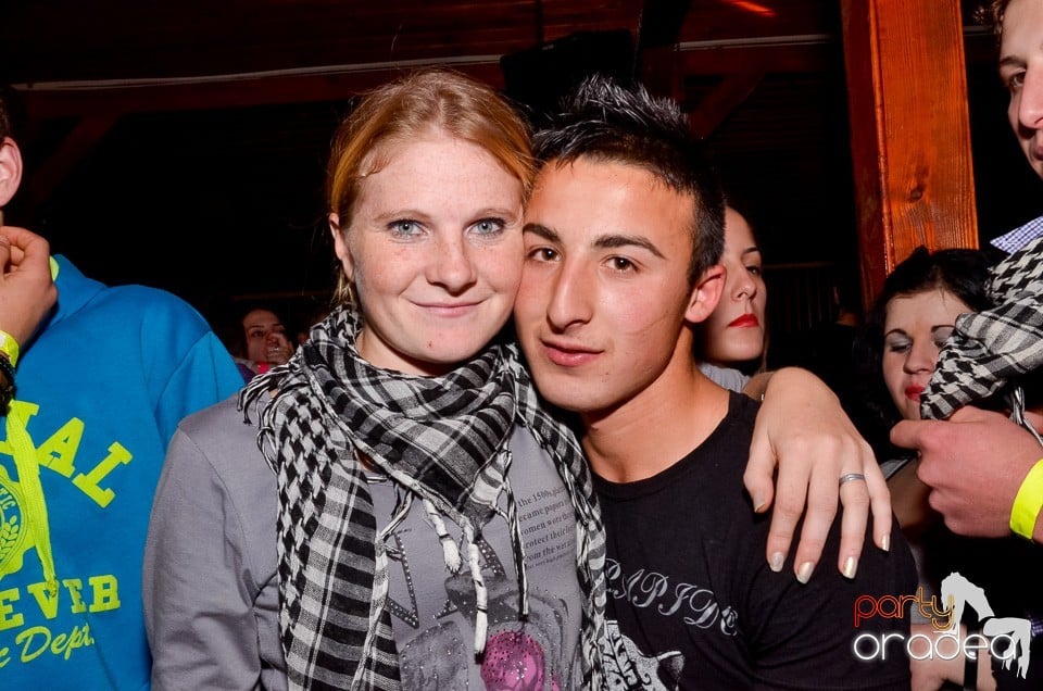 Bomba Party în Disco Faház, 